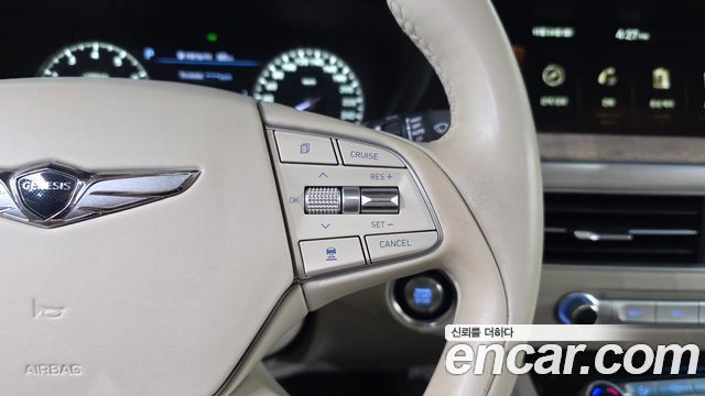 Genesis G90 2019 — photo 16