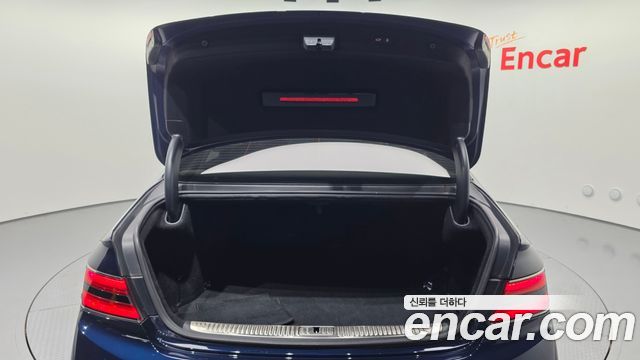 Genesis G90 2019 — photo 18