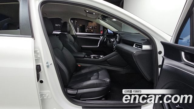 Kia K5 2022 — photo 12