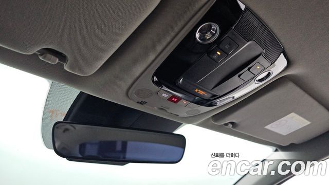 Kia K5 2022 — photo 16