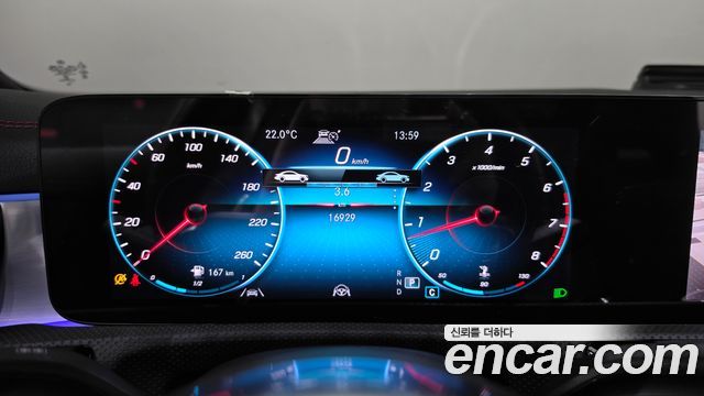 Mercedes-Benz CLA-Class 2022 — photo 8