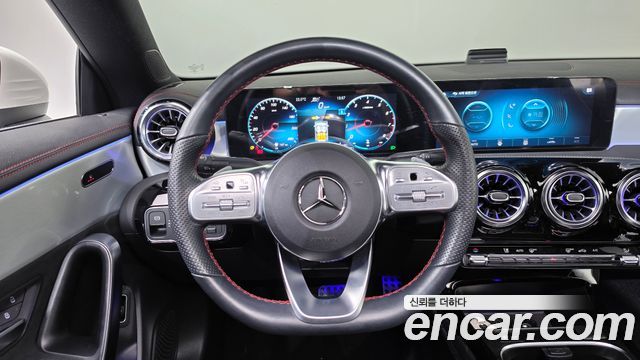 Mercedes-Benz CLA-Class 2022 — photo 13