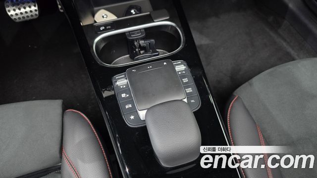 Mercedes-Benz CLA-Class 2022 — photo 16