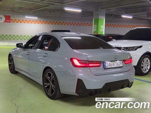 BMW 3-Series 2024 — photo 2