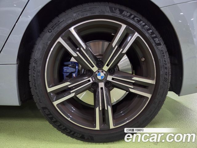BMW 3-Series 2024 — photo 5
