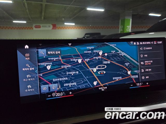 BMW 3-Series 2024 — photo 12