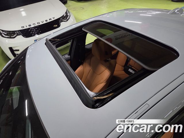 BMW 3-Series 2024 — photo 15