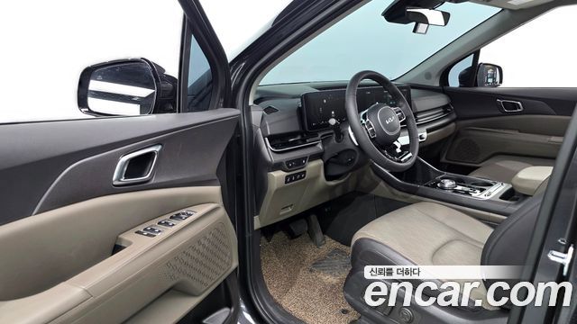 Kia Canival 2025 — photo 13