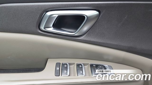 Kia Canival 2025 — photo 25