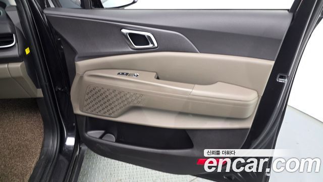 Kia Canival 2025 — photo 14