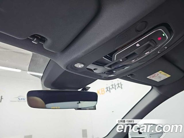 Audi A6 2021 — photo 17