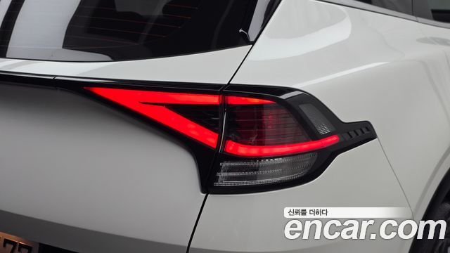 Kia Sportage 2022 — photo 9