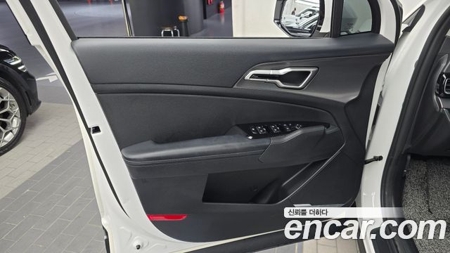 Kia Sportage 2022 — photo 14