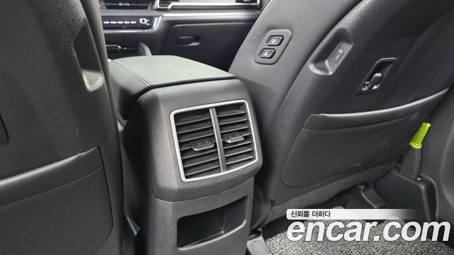 Kia Sportage 2022 — photo 31