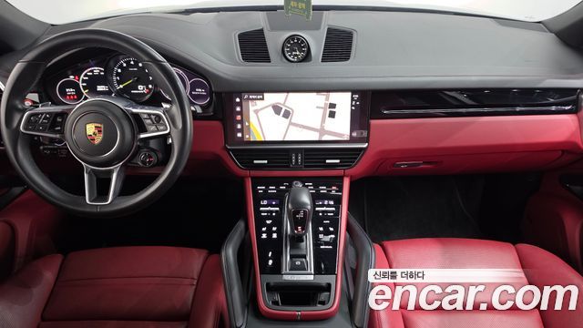 Porsche Cayenne 2023 — photo 10