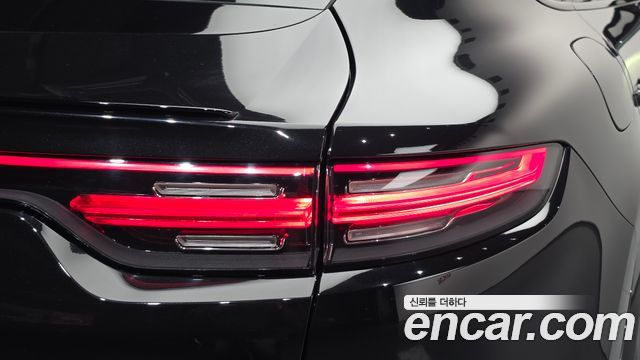 Porsche Cayenne 2023 — photo 9