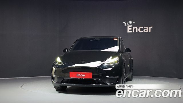 Tesla Model Y 2024 — photo 3