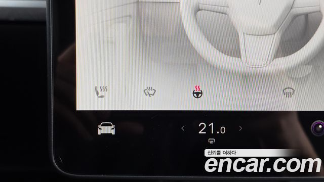 Tesla Model Y 2024 — photo 31
