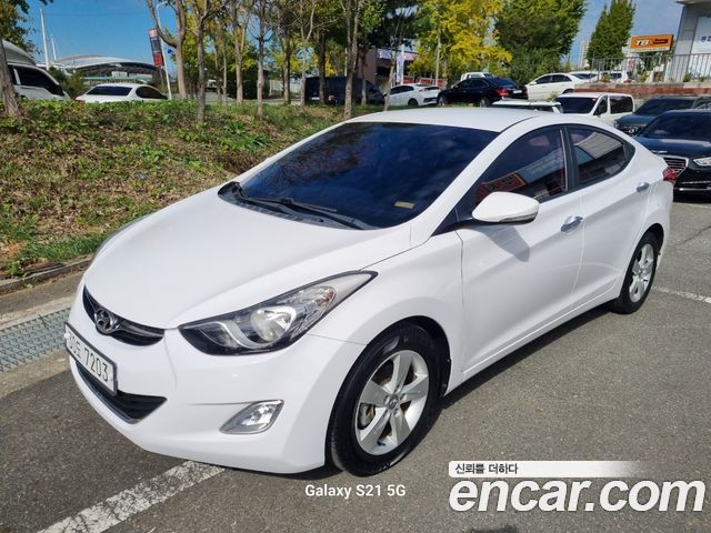 Hyundai AVANTE 2014 — photo 1