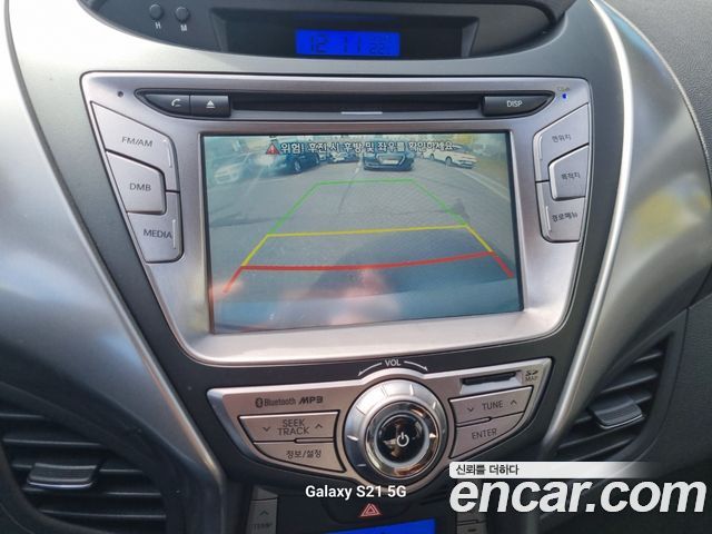 Hyundai AVANTE 2014 — photo 10