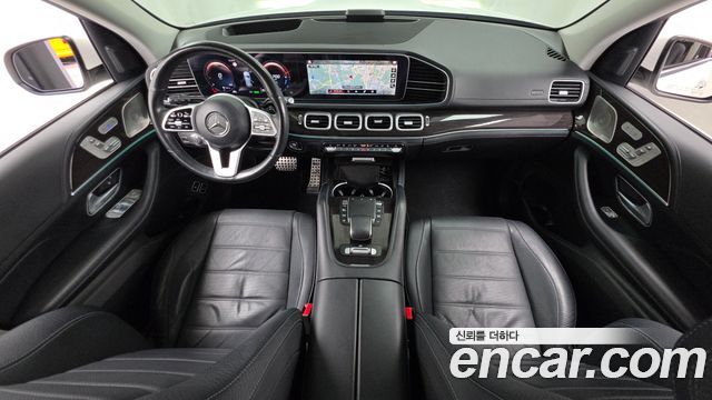 Mercedes-Benz GLE-Class 2021 — photo 10