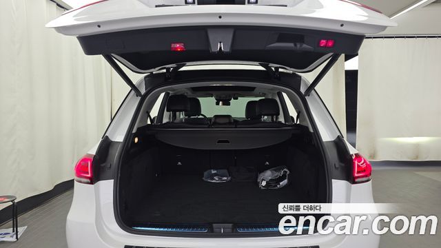 Mercedes-Benz GLE-Class 2021 — photo 26