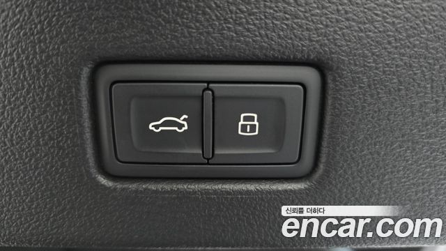 Audi A7 2022 — photo 21