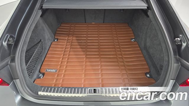 Audi A7 2022 — photo 22