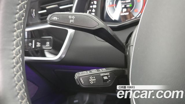 Audi A7 2022 — photo 26