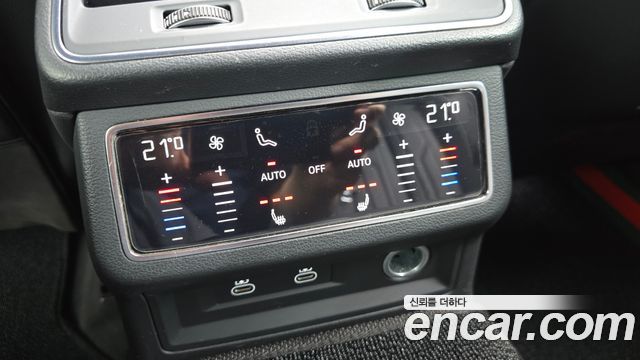 Audi A7 2022 — photo 29