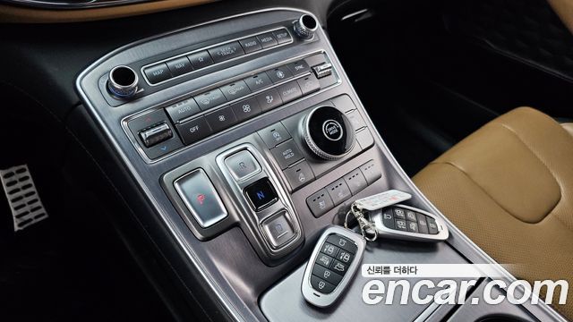 Hyundai Santafe 2021 — photo 12