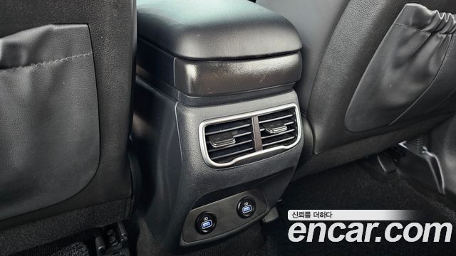 Hyundai Santafe 2021 — photo 30
