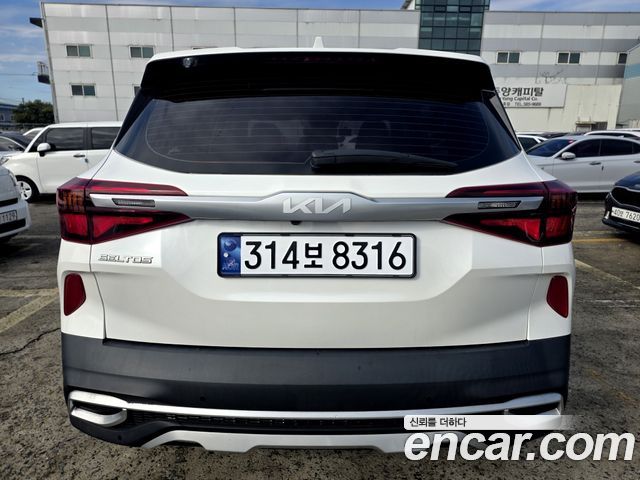 Kia Seltos 2023 — photo 7