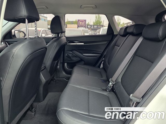 Kia Seltos 2023 — photo 13