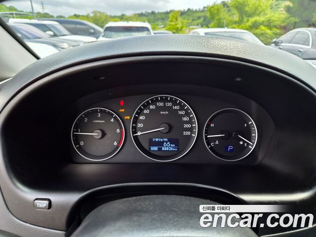 Hyundai Starex 2021 — photo 7