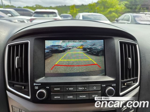 Hyundai Starex 2021 — photo 10