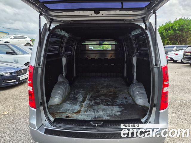 Hyundai Starex 2021 — photo 17
