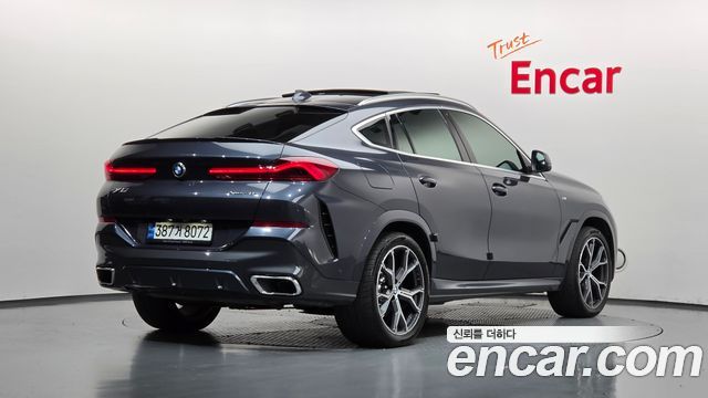BMW X6 2022 — photo 2