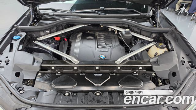 BMW X6 2022 — photo 6