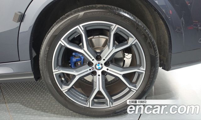 BMW X6 2022 — photo 7