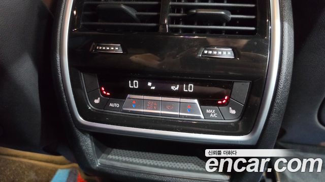 BMW X6 2022 — photo 32