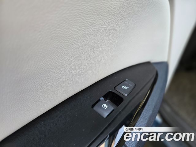 Kia Sportage 2022 — photo 16