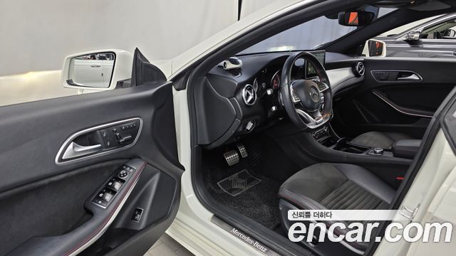 Mercedes-Benz CLA-Class 2015 — photo 10