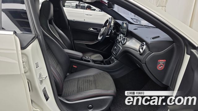 Mercedes-Benz CLA-Class 2015 — photo 11