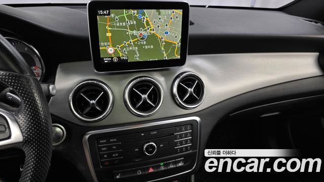 Mercedes-Benz CLA-Class 2015 — photo 14