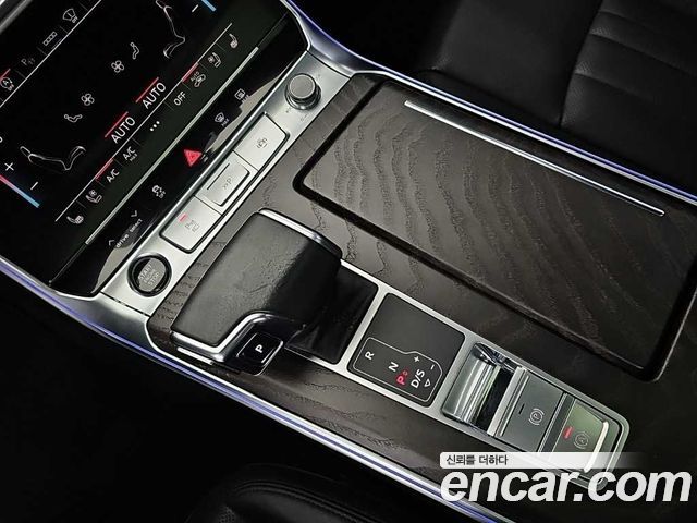 Audi A6 2021 — photo 8