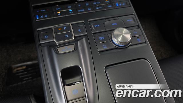 Hyundai Nexo 2023 — photo 12