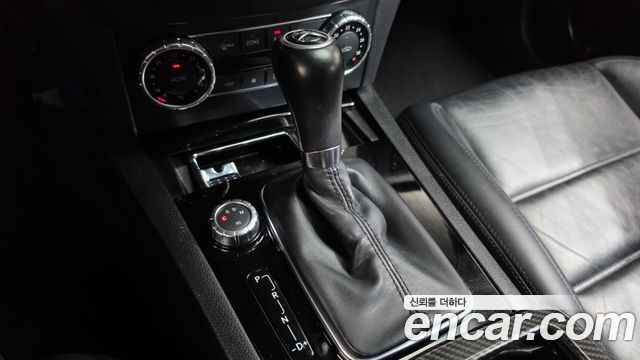 Mercedes-Benz C-Class 2012 — photo 9
