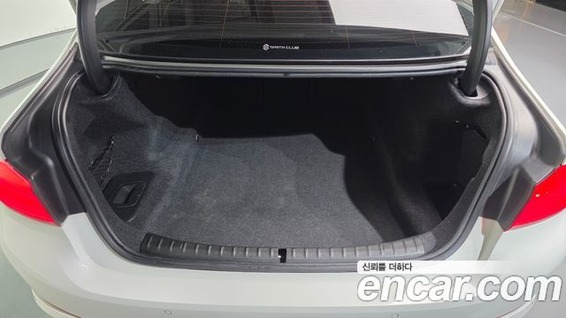 BMW 5-Series 2020 — photo 20
