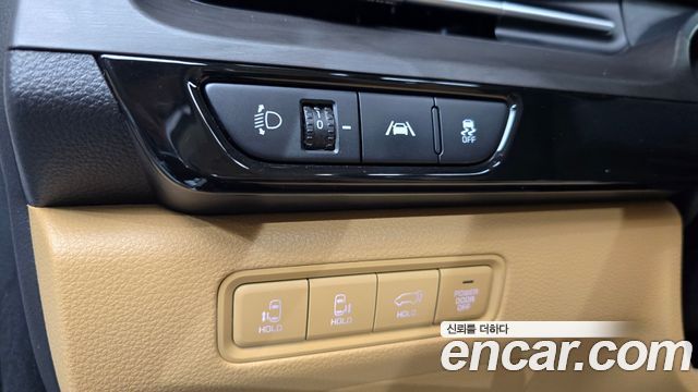Kia Canival 2022 — photo 20